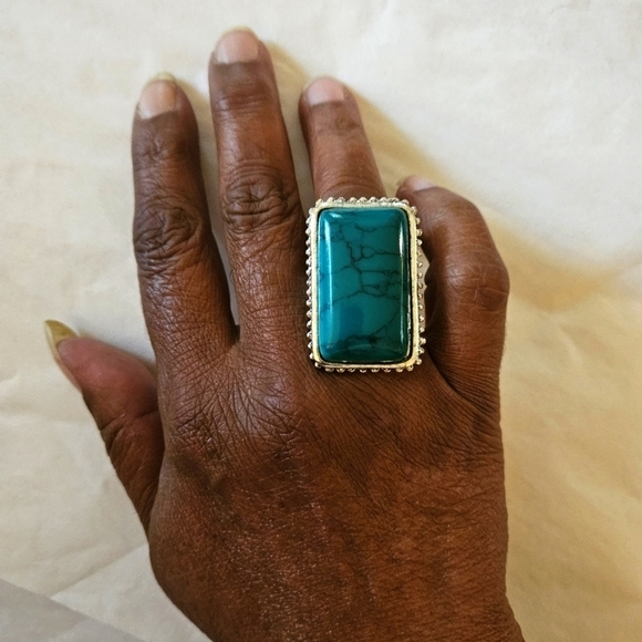 Large Rectangular Turquoise Howlite Statement Ring, Size 7.25 - Picture 1 of 8